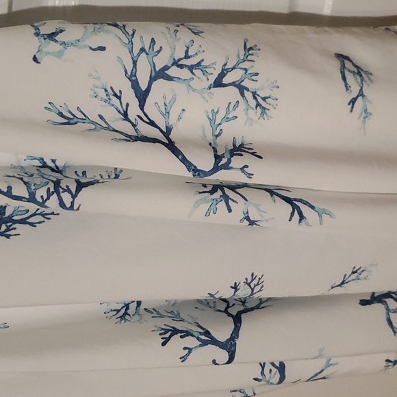 Old Navy fit and flare camisole sundress  XS - Picture 2 of 5